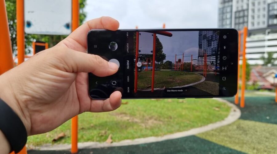 Samsung Galaxy A73