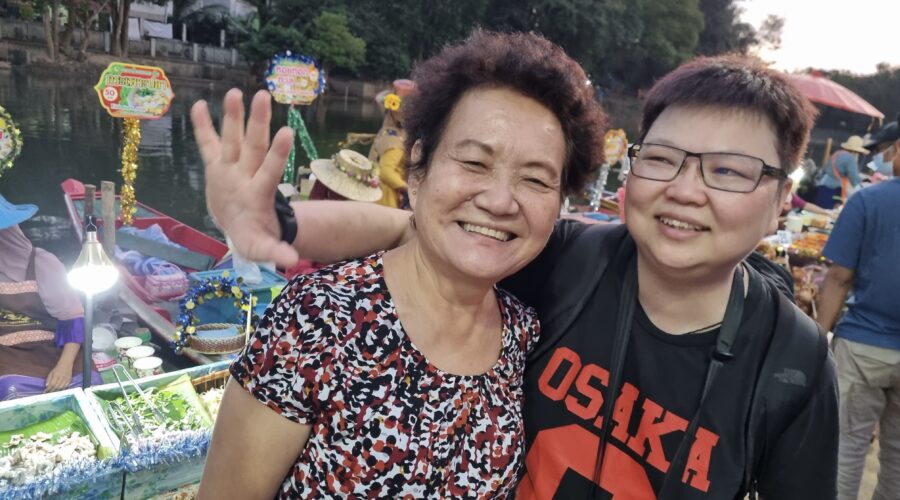 Khlong Hae Floating Market